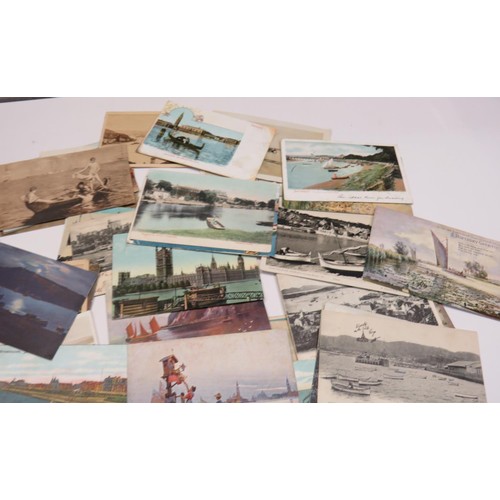 460 - COLLECTION OF BOAT POSTCARDS AND PHOTOS - 39 ITEMS