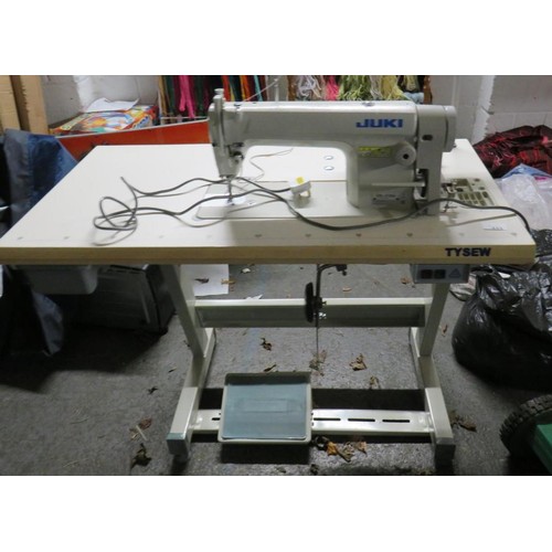 533 - JUKI INDUSTRIAL SEWING MACHINE