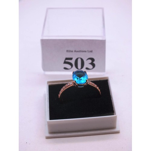 503 - 925 SILVER GILT BLUE AND CLEAR GEMSTONE RING SIZE R