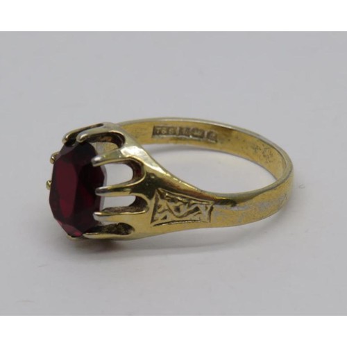 438 - VINTAGE GOLD PLATED STERLING SILVER GARNET SET RING SIZE U