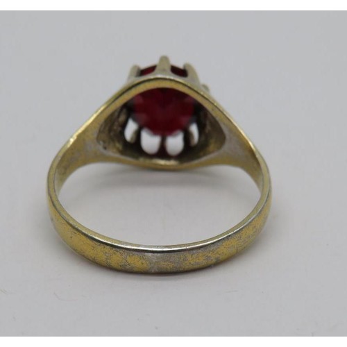 438 - VINTAGE GOLD PLATED STERLING SILVER GARNET SET RING SIZE U