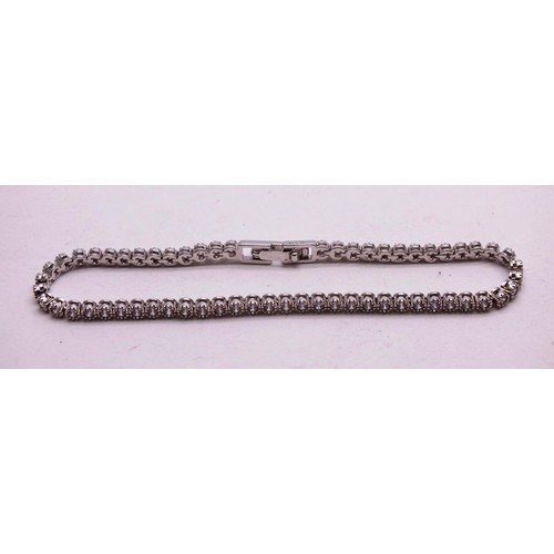 349 - WHITE METAL LADIES BRACELET