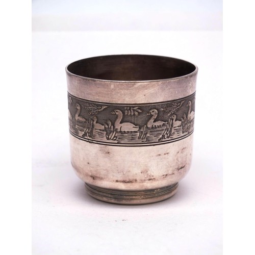 364 - VINTAGE SILVER POT 32g