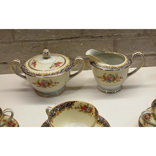 234 - VINTAGE JAPANESE NORITAKE TEASET C1940 INCLUDES TEAPOT, MILK,SUGAR, CUPS AND SAUCERS