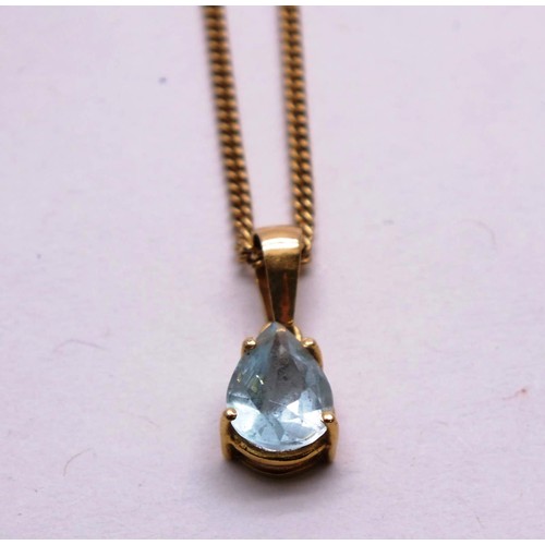 239 - 18CT GOLD NECKLACE WITH AQUAMARINE 5.2G