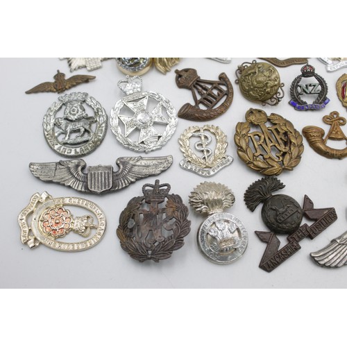 58 - Job Lot of Assorted Vintage MILTARY Badges Inc R.A.F, American Air Force Etc