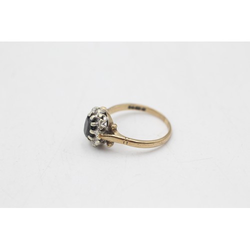 70 - 9ct gold diamond & sapphire dress ring (2.9g) SIZE O