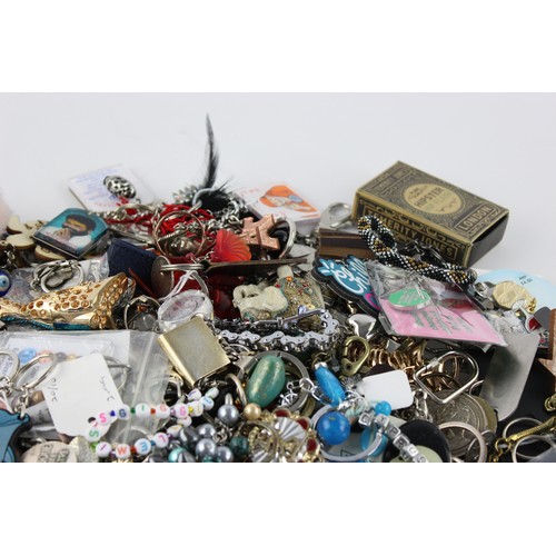 78 - 200+ Assorted KEY RINGS Inc Vintage, Advertising, Charities, Souvenir Etc