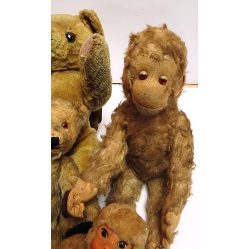 196 - FIVE ANTIQUE/VINTAGE TEDDIES INCLUDES STRAW AND MOHAIR