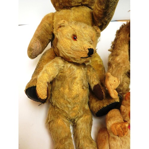 196 - FIVE ANTIQUE/VINTAGE TEDDIES INCLUDES STRAW AND MOHAIR