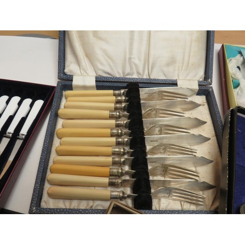 204 - VINTAGE CUTLERY SETS, BUTTER KNIVES, SPOONS ETC