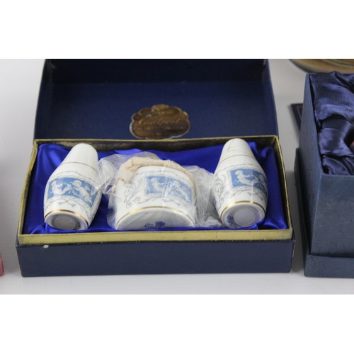 97 - Job Lot Antique / Vintage Pottery Items Inc. Carlton Ware, Coalport, Caverswall