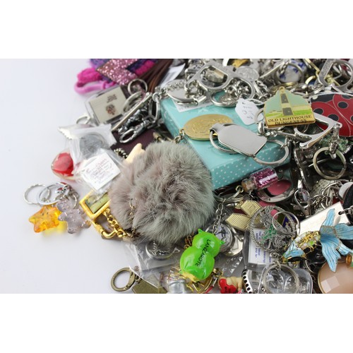 115 - 200+ Assorted KEY RINGS Inc Vintage, Advertising, Charities, Souvenir Etc