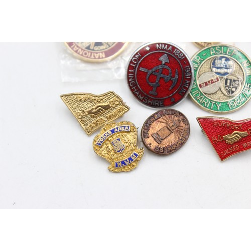 118 - 9 x Assorted Vintage MINER'S Related Pin Badges Inc Enamel, Strike, South Wales