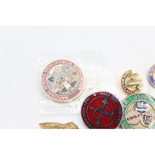 118 - 9 x Assorted Vintage MINER'S Related Pin Badges Inc Enamel, Strike, South Wales