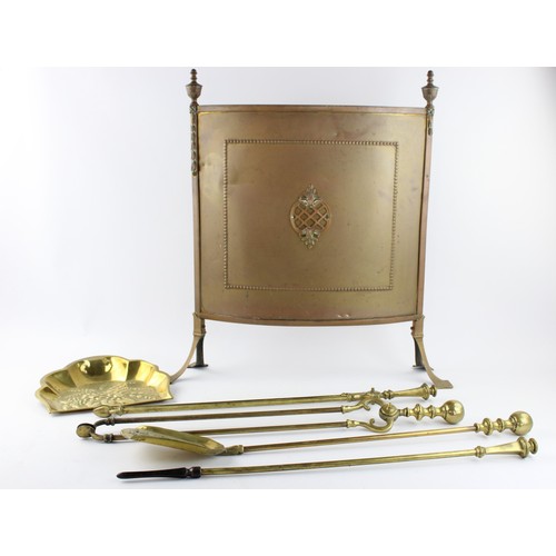 131 - 5 x Vintage BRASS Fire Tools Inc Decorative Fire Screen / Guard, Dustpan (7763g)