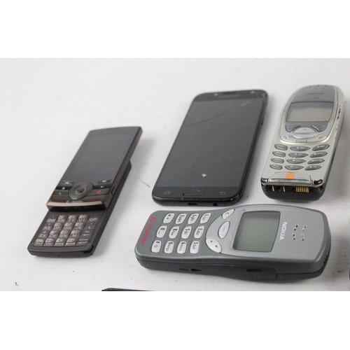 141 - 25 x Assorted MOBILE PHONES Inc Vintage, Smart Phone, Touch Screen, Camera Etc