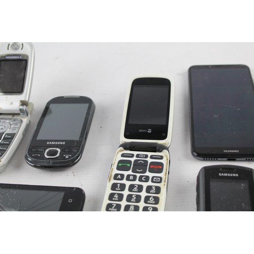 141 - 25 x Assorted MOBILE PHONES Inc Vintage, Smart Phone, Touch Screen, Camera Etc