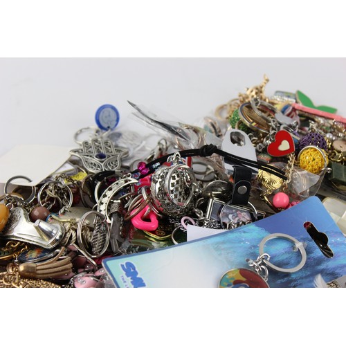 149 - 200+ Assorted KEY RINGS Inc Vintage, Advertising, Charities, Souvenir Etc