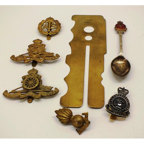 MILITARY BRASS BUTTON STICK, MILITARY CAP BADGES & ARMY CORPS SPOON