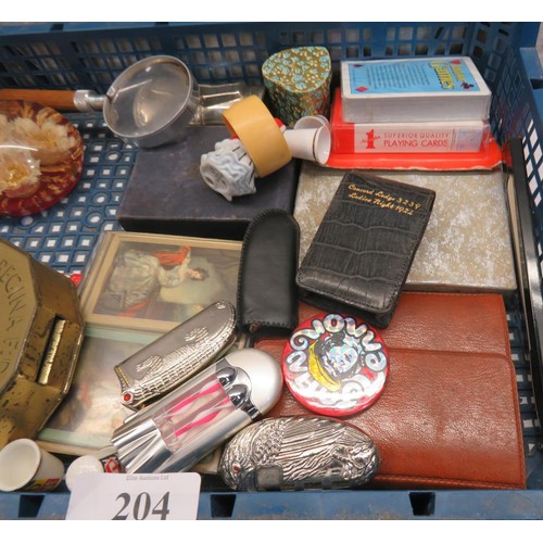 CARDS, BOXES & COLLECTABLES