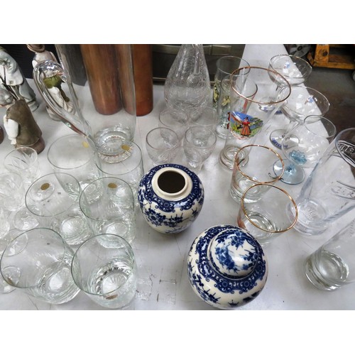 421 - SHELF LOT INCLUDES GLASS VASES GLASSES, BABYCHAM, CERAMICS ETC