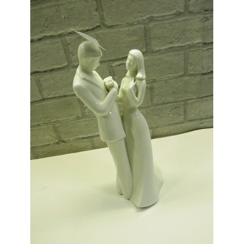 315 - COALPORT FIGURE IN LOVE