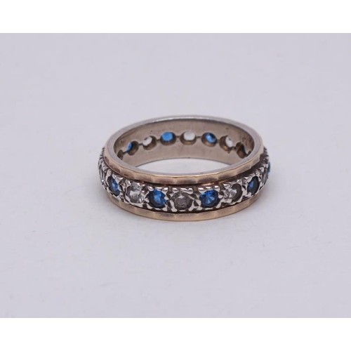 258 - VINTAGE SILVER RING WITH BLUE & WHITE CZ STONES