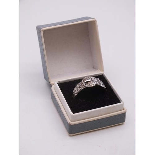 260 - 925 SILVER BUCKLE RING SIZE Q