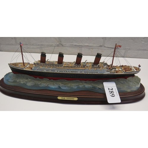 289 - DANBURY MINT TITANIC MODEL