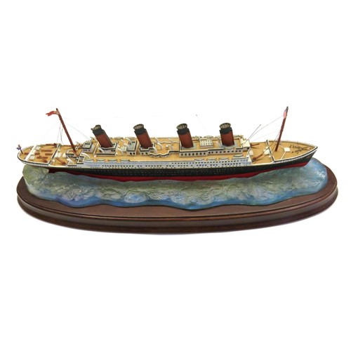 289 - DANBURY MINT TITANIC MODEL