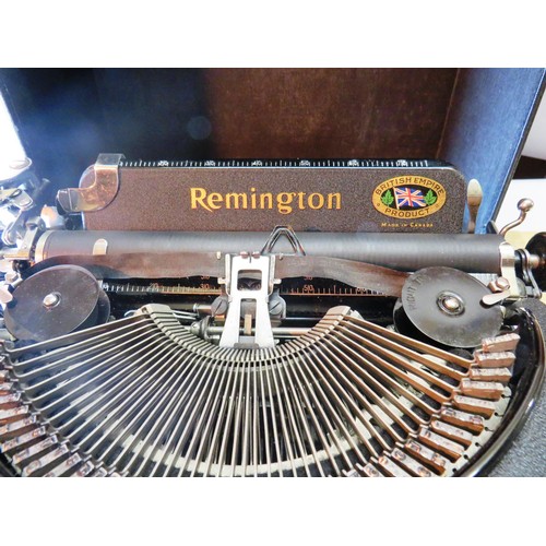 166 - EARLY 1940'S REMINGTON TYPEWRITER