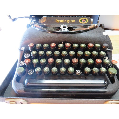 166 - EARLY 1940'S REMINGTON TYPEWRITER