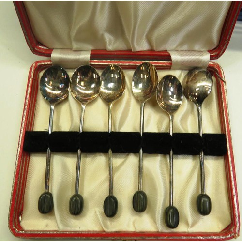 209 - TRAY OF COLLECTABLES INCLUDES PENS, COFFEE BEAN SPOONS ETC