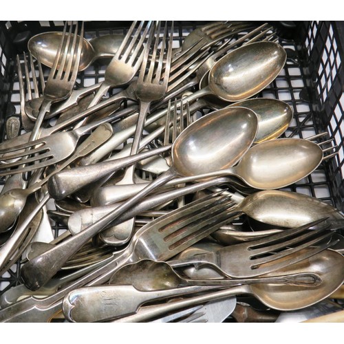 483 - TRAY OF MIX CUTLERY