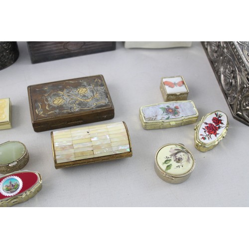 38 - 18 x Assorted Vintage Decorative PILL / TRINKET BOXES Inc Silver Plate, Brass