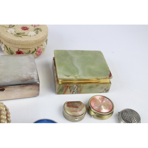 47 - 18 x Assorted Vintage Decorative PILL / TRINKET BOXES Inc Silver Plate, Enamel