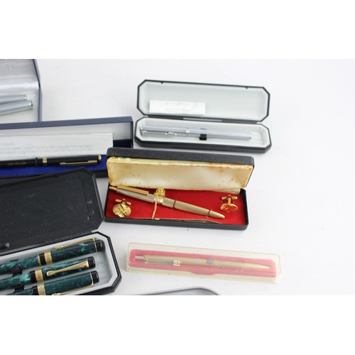 52 - 15 x Assorted Vintage BOXED WRITING INSTRUMENTS Inc. Fountains, Ballpoints Etc