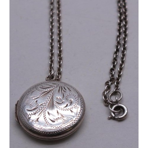 132 - VINTAGE STERLING SILVER LOCKET/PENDANT
