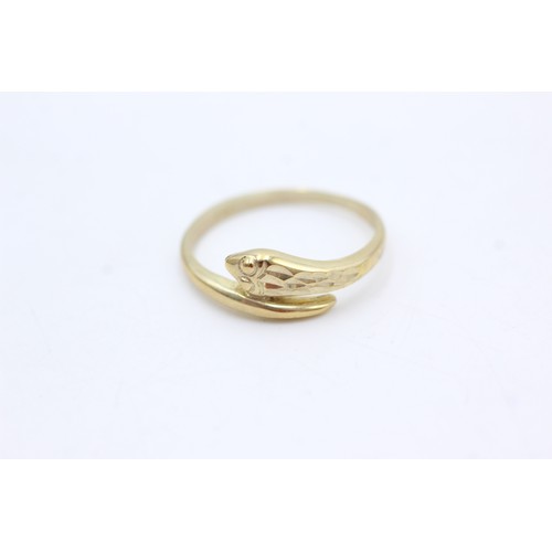 408 - 9ct gold wrap around snake ring (2.5g)