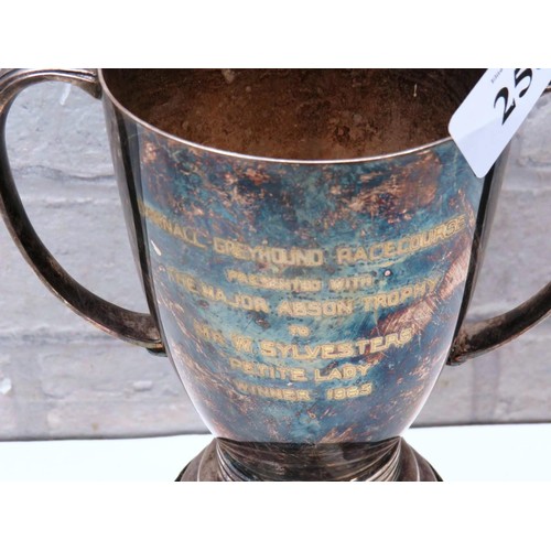 256 - 1963 GREYHOUND SILVERPLATE TROPHY CUP ON WOODEN PLINTH