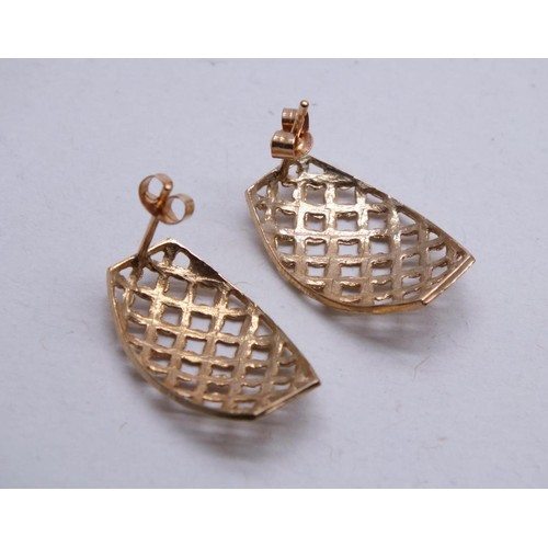 65 - 9ct GOLD OPENWORK EARRINGS 1.4g