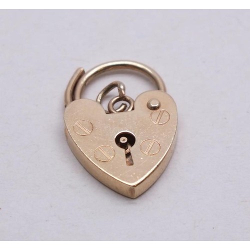 86 - 9ct GOLD HEART PADLOCK FASTENER