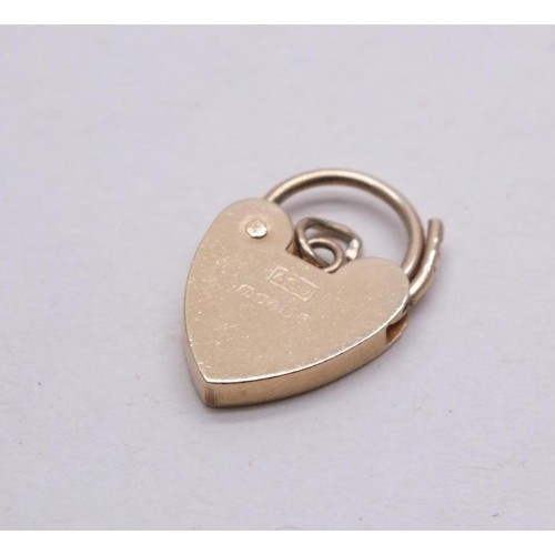 86 - 9ct GOLD HEART PADLOCK FASTENER