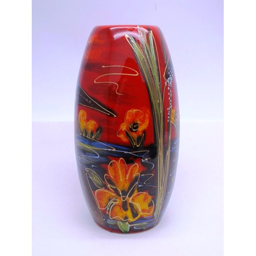 306 - ANITA HARRIS KING FISHER VASE- SIGNED IN GOLD