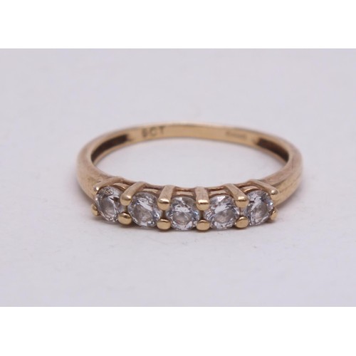 318 - 9CT GOLD RING WITH FIVE CZ STONES