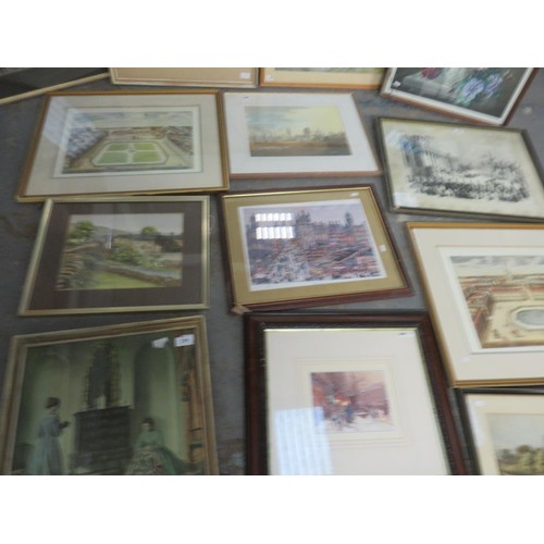 295 - JOBLOT OF ASSORTED PICTURES