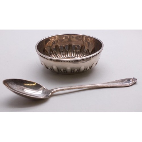 337 - BOXED SILVER DISH AND SPOON - BIRMINGHAM HALLMARKS