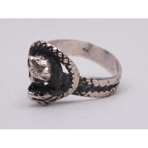 356 - SILVER SNAKE & CAT RING SIZE U