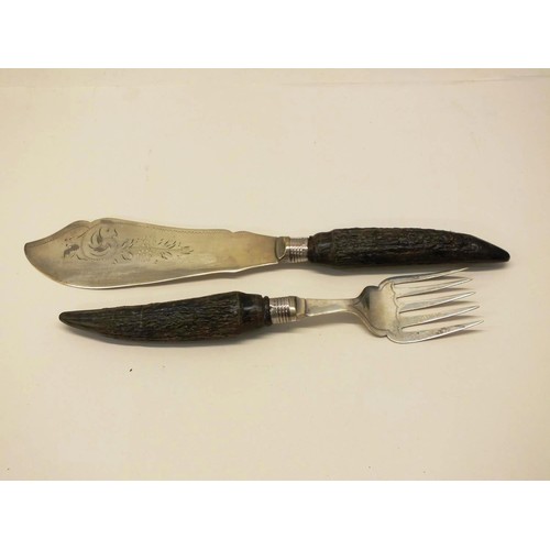 393 - HORN PLATED SERVING SET